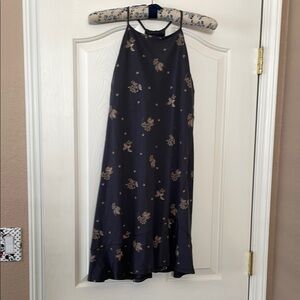 Patagonia Medium Navy Floral Dress. Razorback.